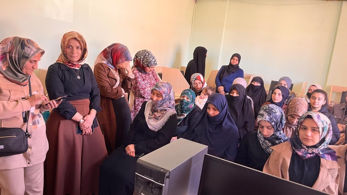 Tarım Kredi Kooparatifi Kadın Desteği Eğitimi
